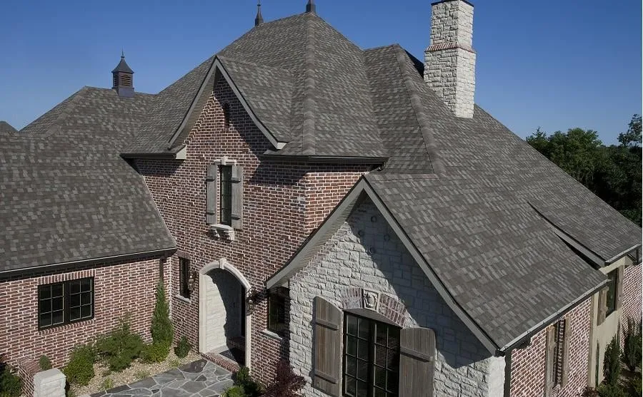 Expert storm damage roof repair experts serving Linn Creek, MO - Thompson Roofing & Reconstruction