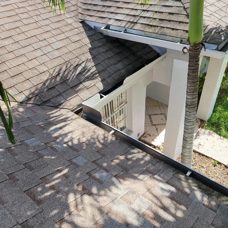 Slide of Thompson Roofing & Reconstruction of Florida