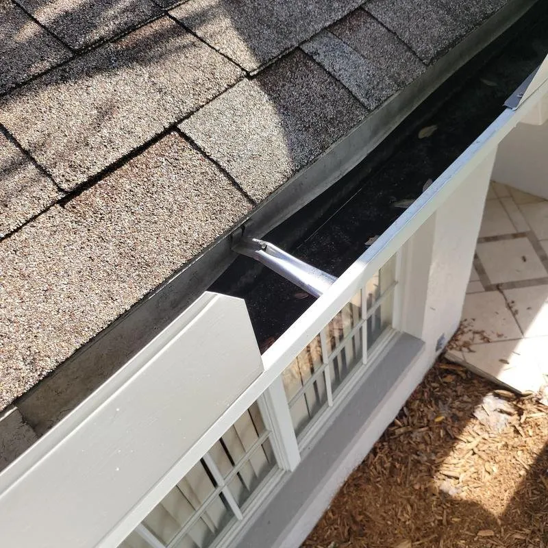 Slide of Thompson Roofing & Reconstruction of Florida