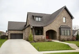 Slide of Thompson Roofing and Construction