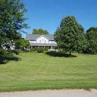 Slide of Thompson Roofing