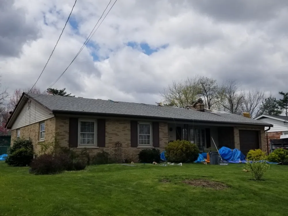 Slide of Thompson Roofing