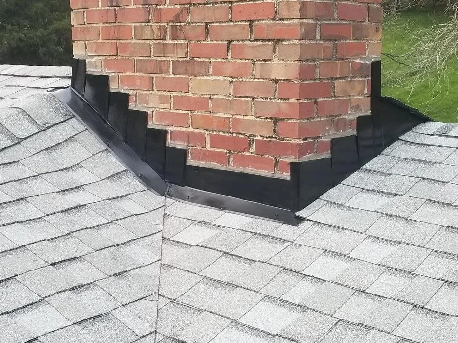 Slide of Thompson Roofing