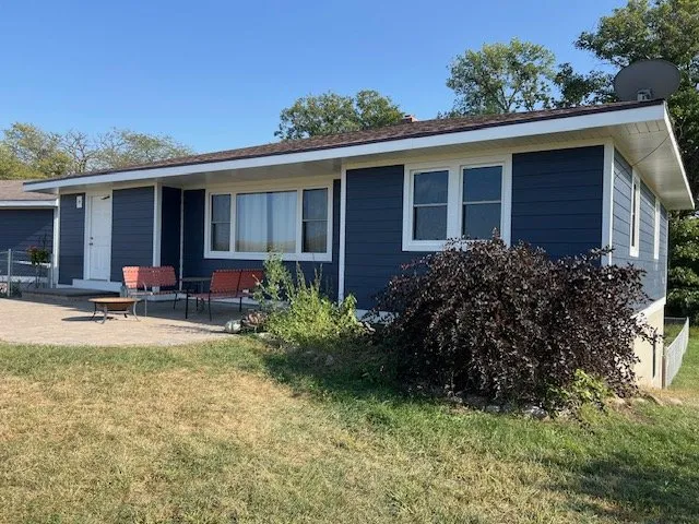 Slide of Thompson's Home Improvement