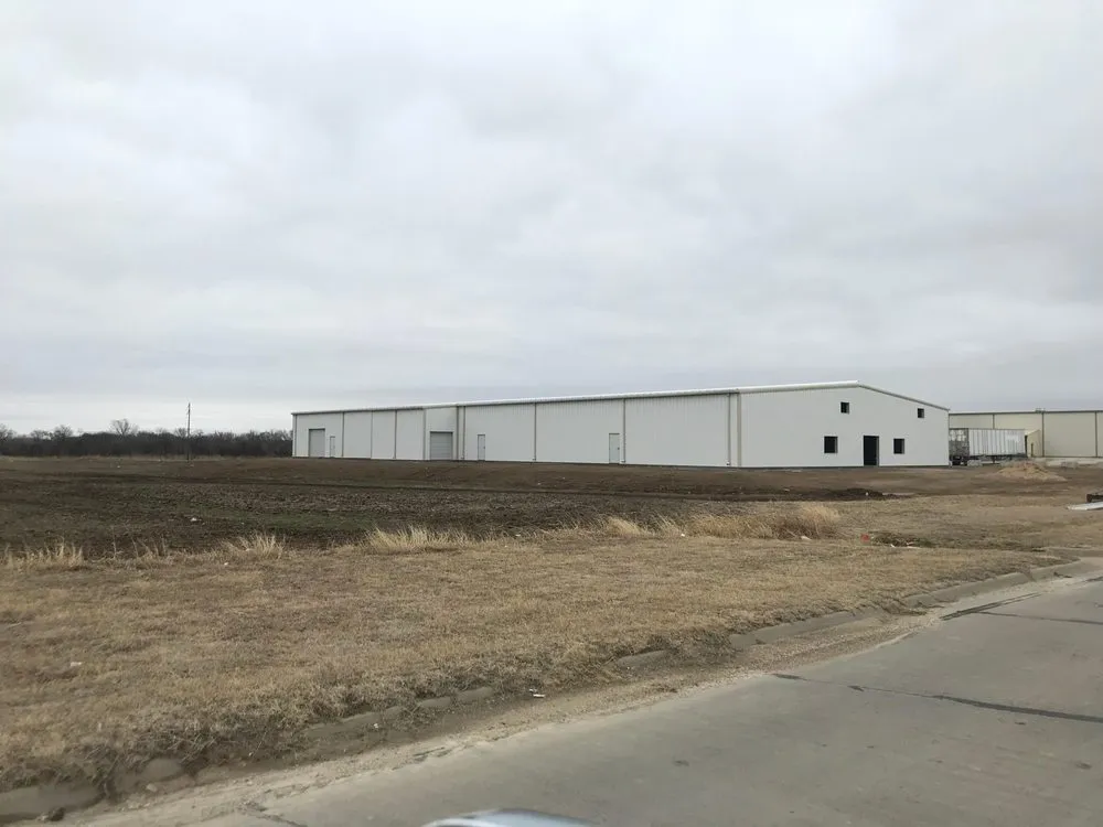 Slide of Thomson Construction & Roofing