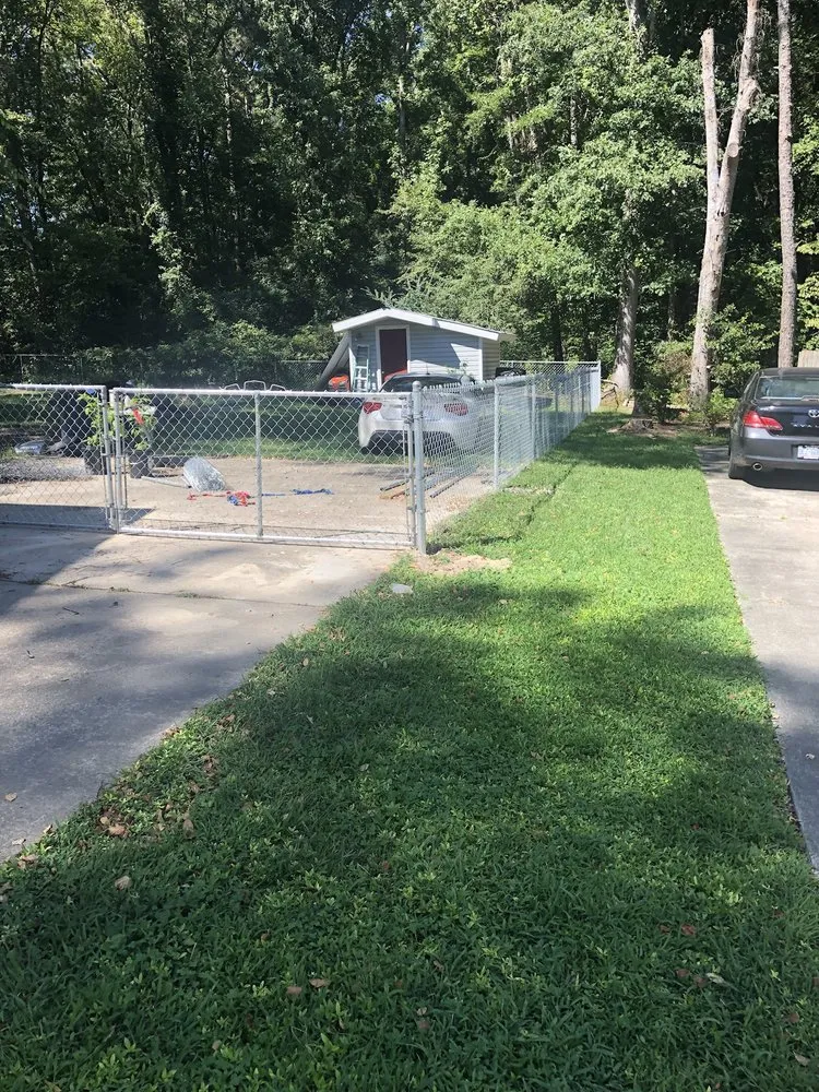 Slide of Thorne Wood Working And Fence