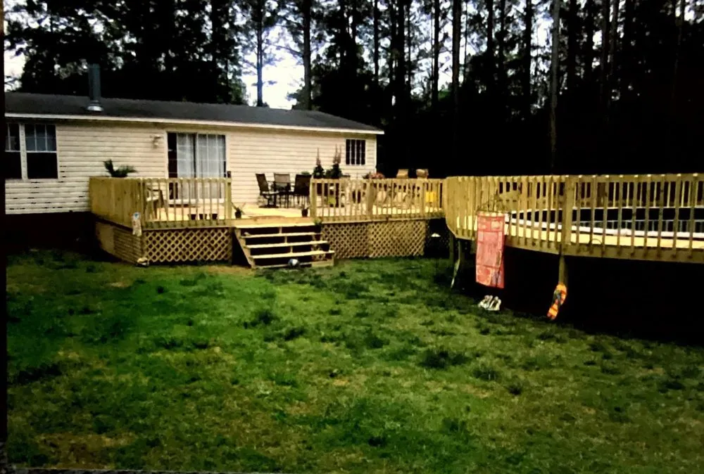 Slide of Thorne Wood Working And Fence