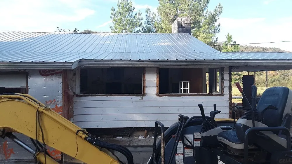 Slide of Thorntons Construction