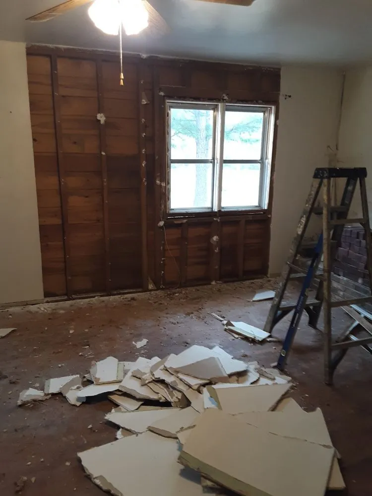 Slide of Thorntons Construction