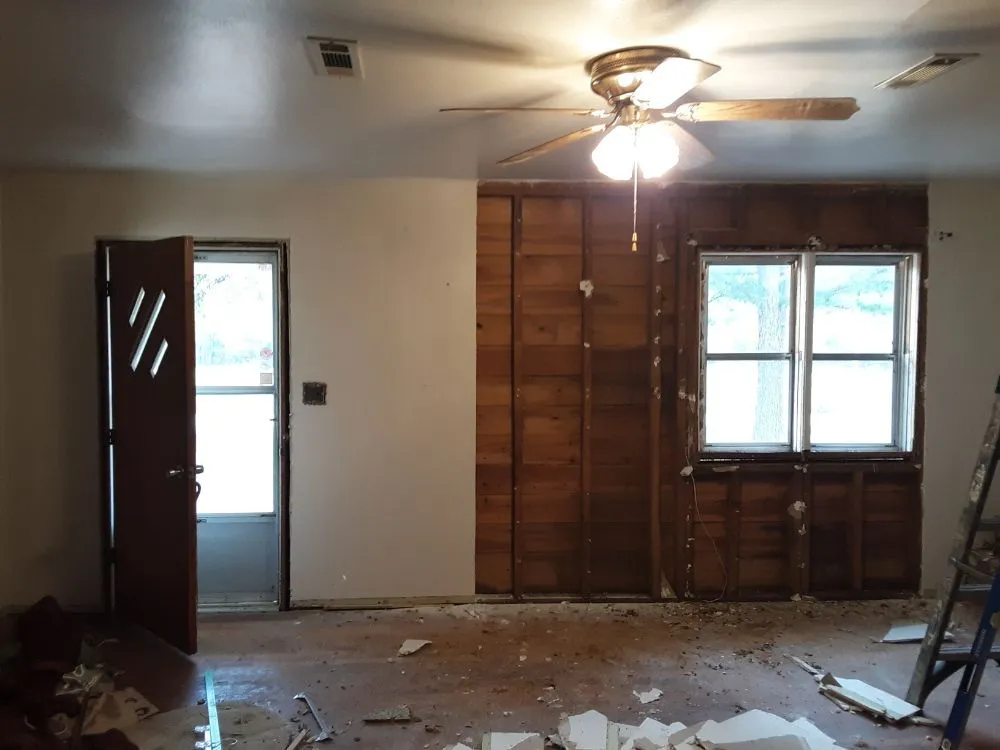 Slide of Thorntons Construction