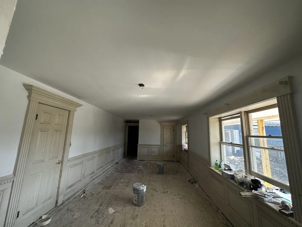 Slide of Thoroughbred Roofing & Home Design