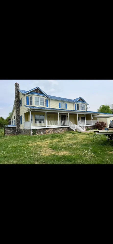 Slide of Threadgill Professional Roofing