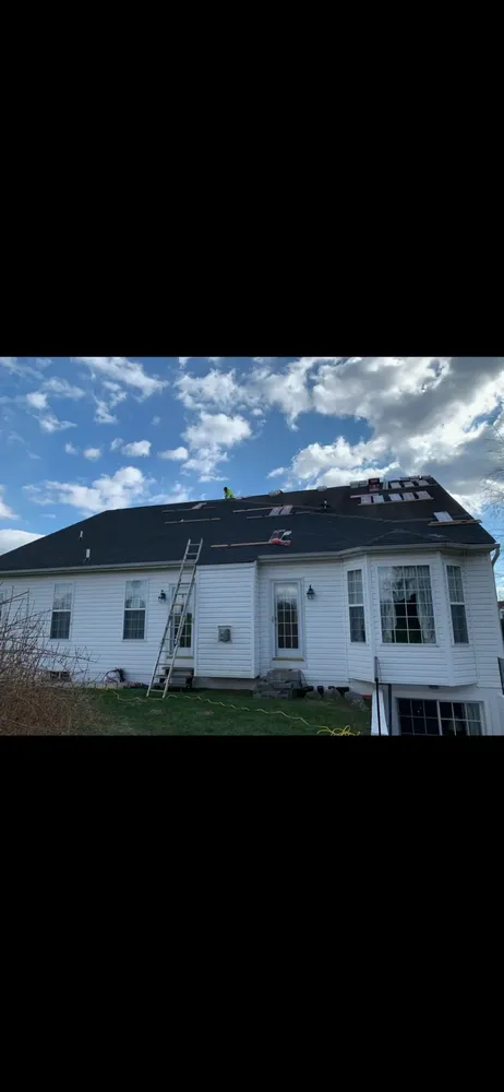 Slide of Threadgill Professional Roofing