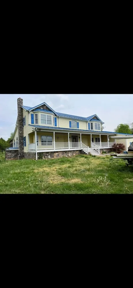 Slide of Threadgill Professional Roofing