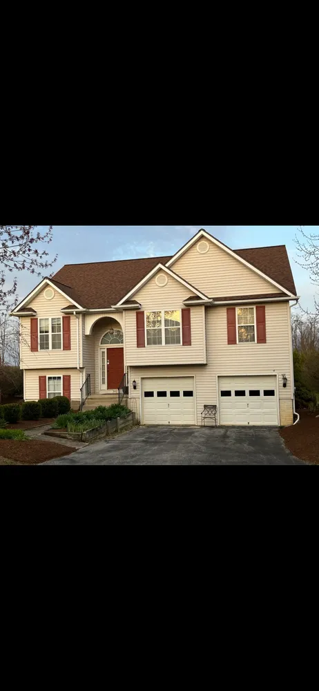 Slide of Threadgill Professional Roofing