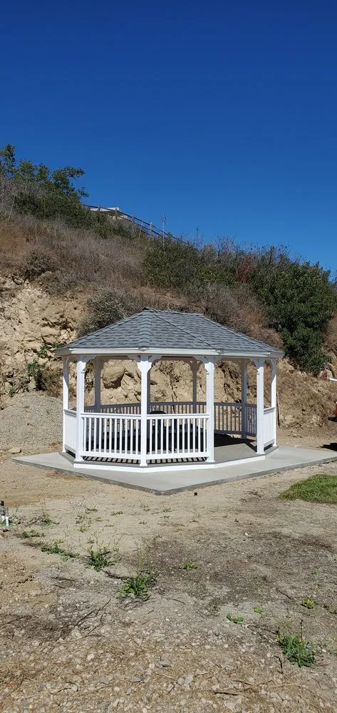 Slide of Three Clovers Roofing