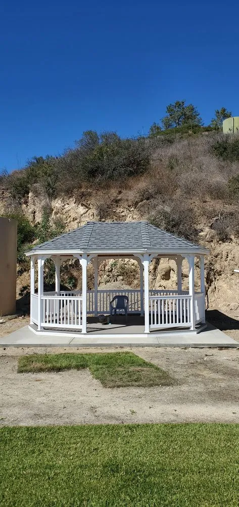 Slide of Three Clovers Roofing