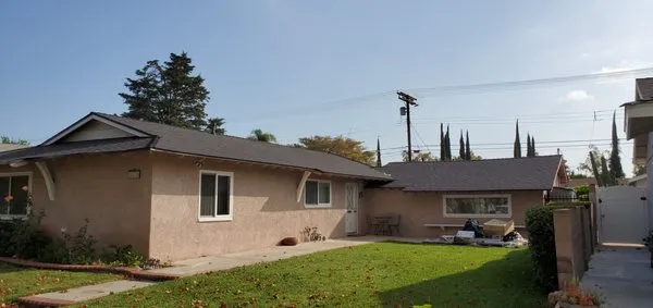 Three Clovers Roofing