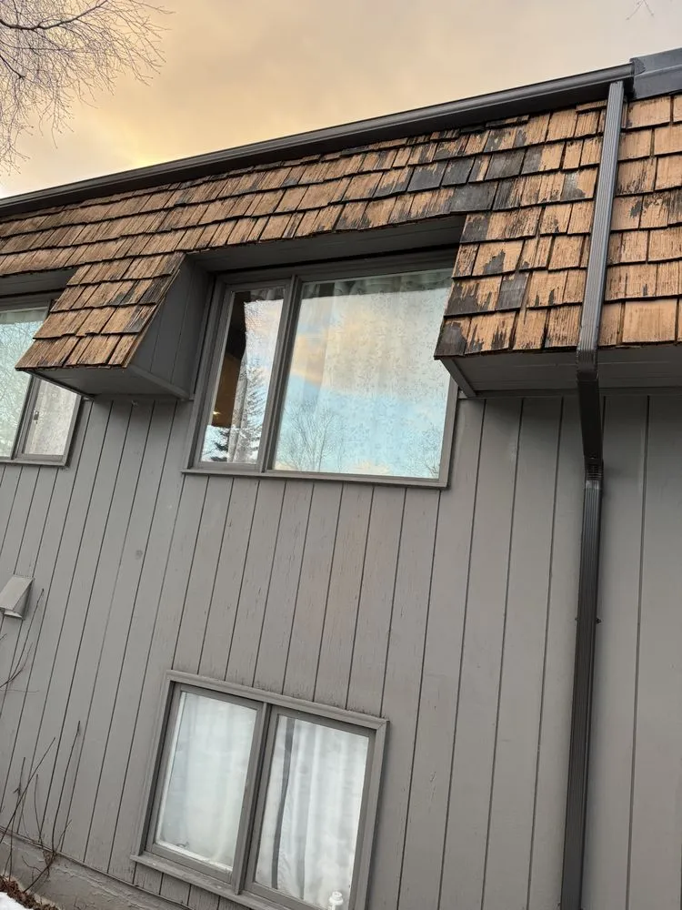 Slide of Three Nails Services