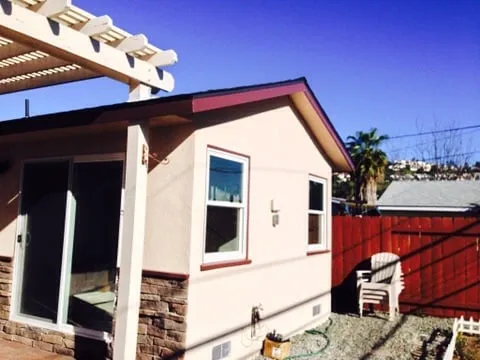 Slide of Three R Builders