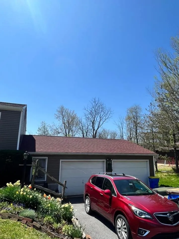 Slide of Three Ridges Roofing