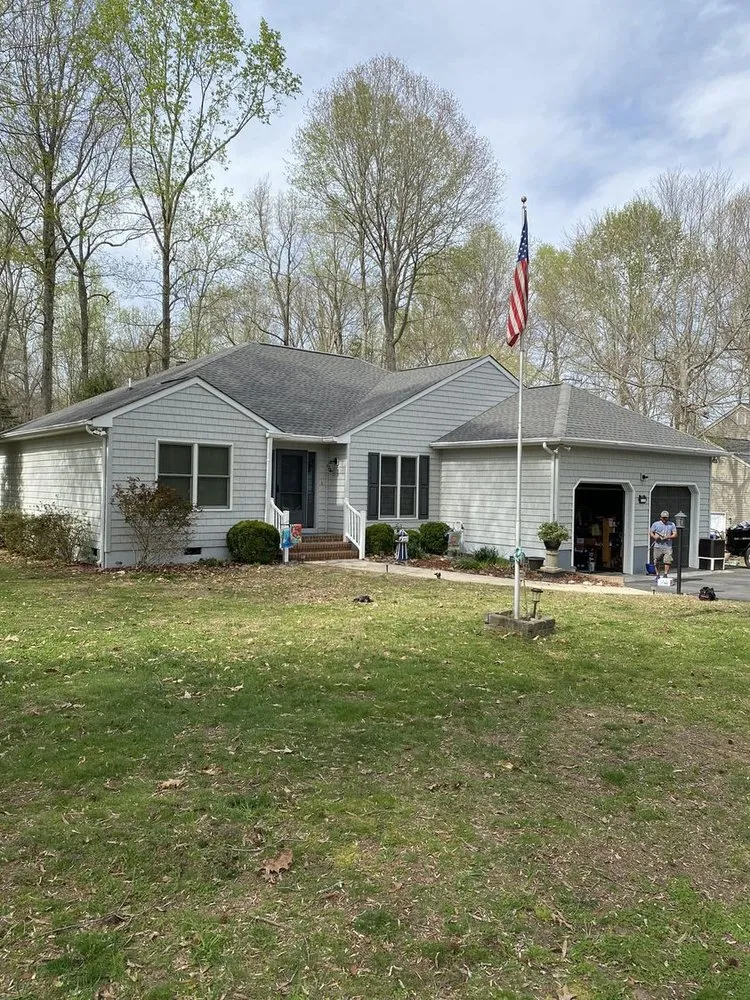 Emergency residential roofing service experts serving North, VA - Three Rivers Roofing