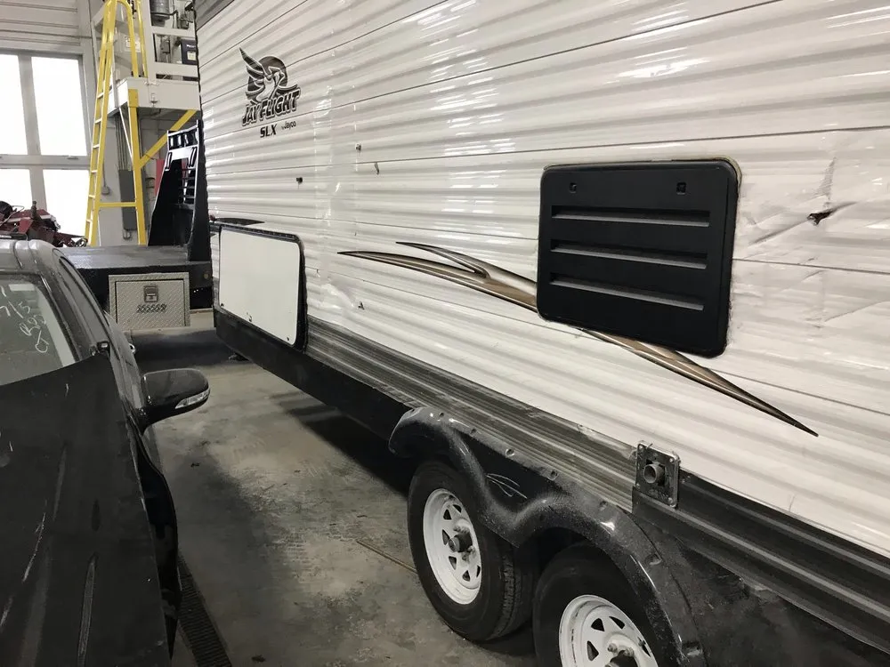 Slide of Threeguys Rv Repair