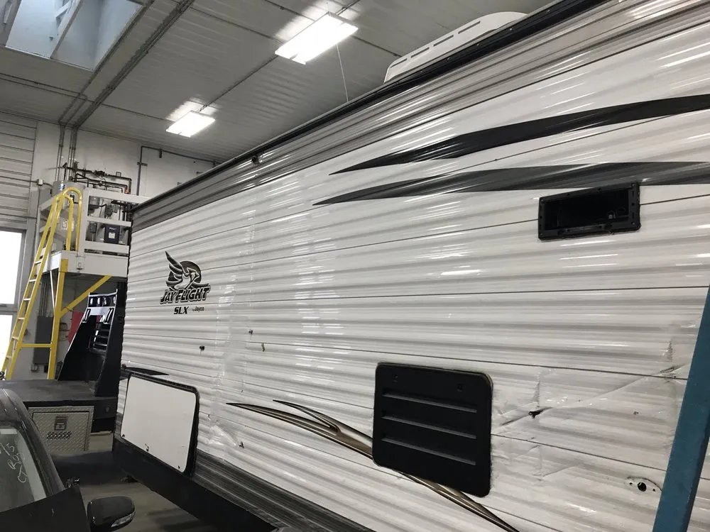 Slide of Threeguys Rv Repair