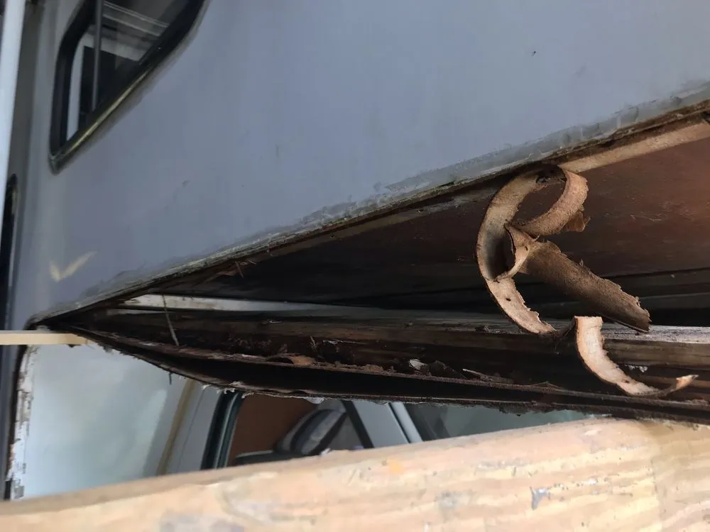 Slide of Threeguys Rv Repair