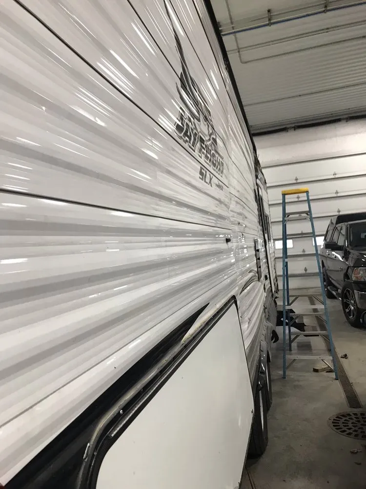 Slide of Threeguys Rv Repair