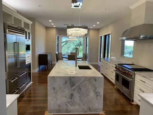 Thunder Construction Logo