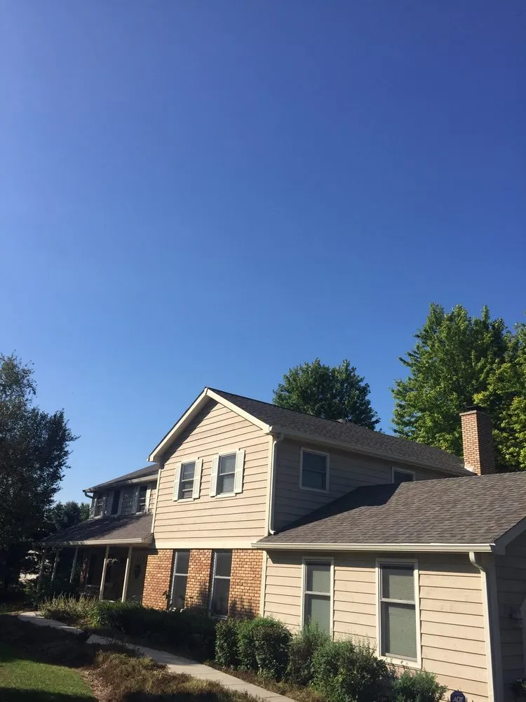 Professional flat roof repair near you across St Charles, IL - Thunderbolt Construction