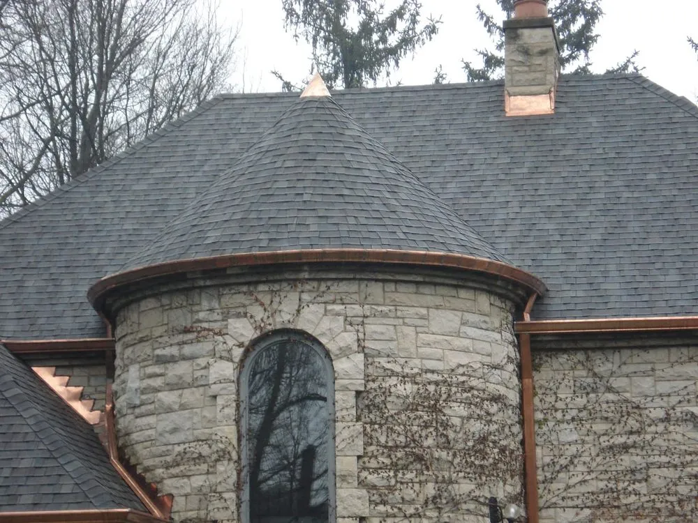 Professional roof inspection experts serving St Charles, IL - Thunderbolt Construction