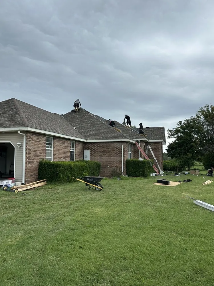 Slide of Thunderbolt Ventures