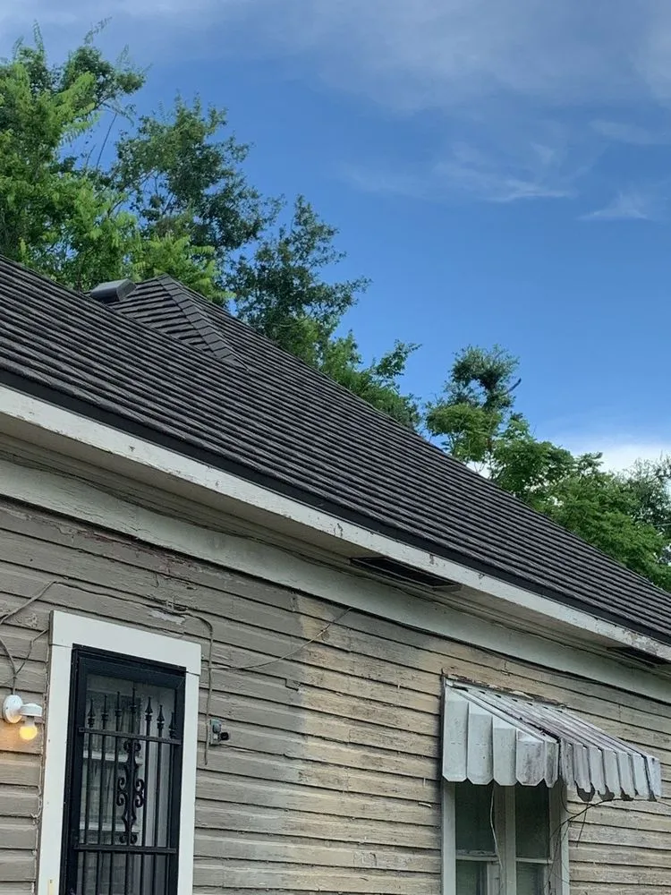 Slide of ThunderScape Roofing & Construction