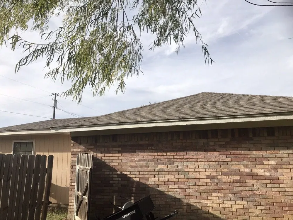 Slide of Thunderstruck Roofing & Const.