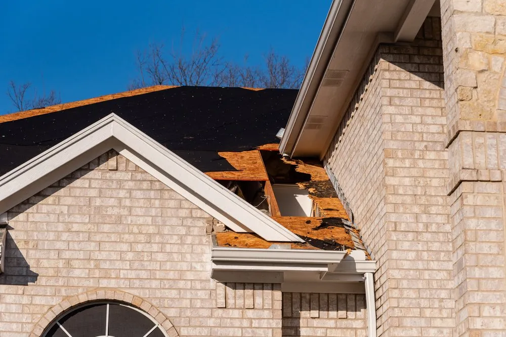 Slide of Thunderstruck Roofing & Const.