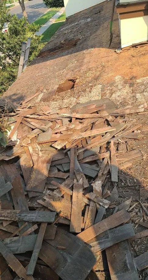 Slide of THW Roofing