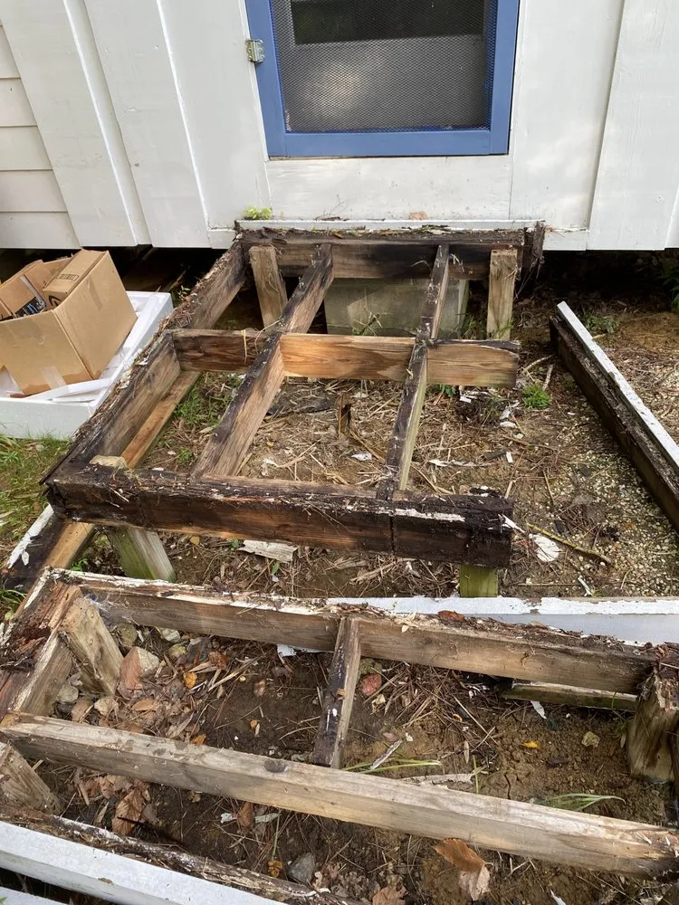 Emergency storm damage roof repair experts serving Tracys Landing, MD - Tibbs and Sons Construction