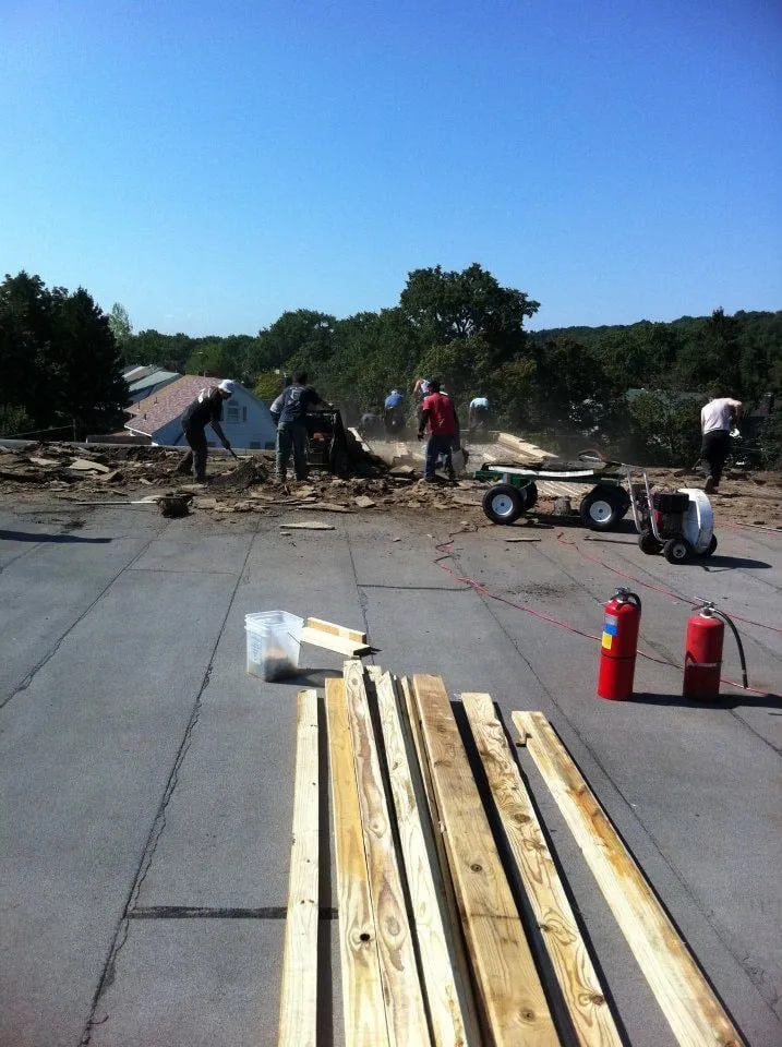 Professional roof installation for fast service in Cedar Knolls, NJ by Tiger Roofing