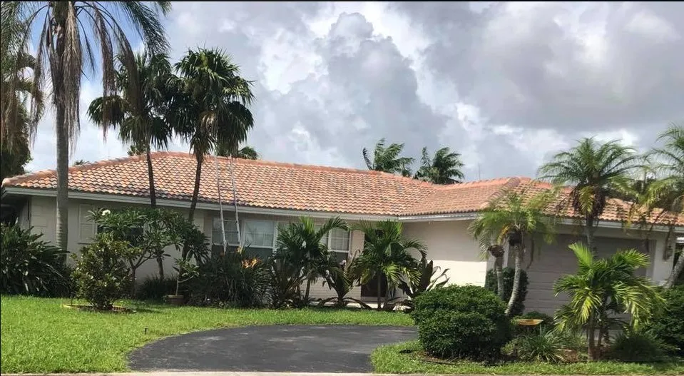 Slide of Tiger Team Roofing