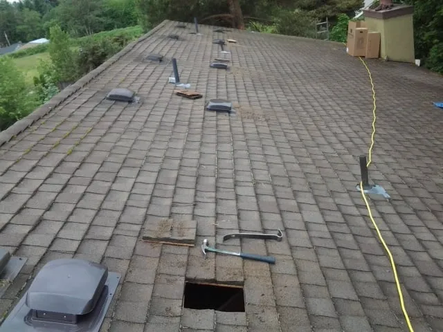 Slide of Tillys Roofing Repair