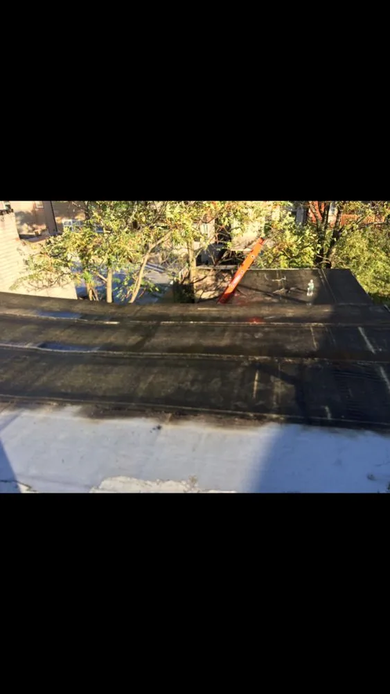 Slide of Tim & Tony Construcion