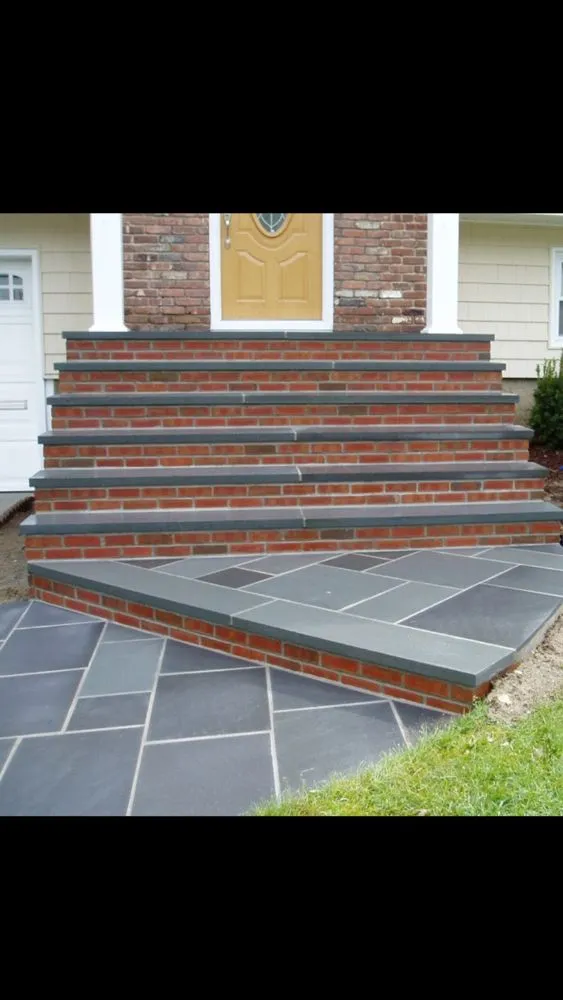 Slide of Tim & Tony Construcion