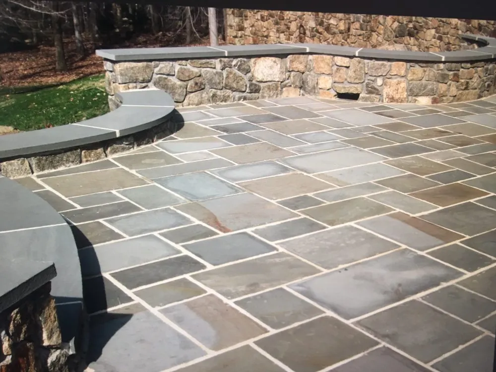 Slide of Tim & Tony Construcion