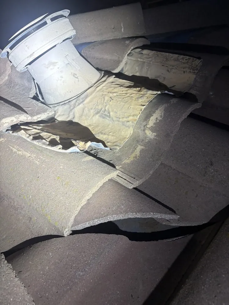 Slide of Tim Jones Roofing