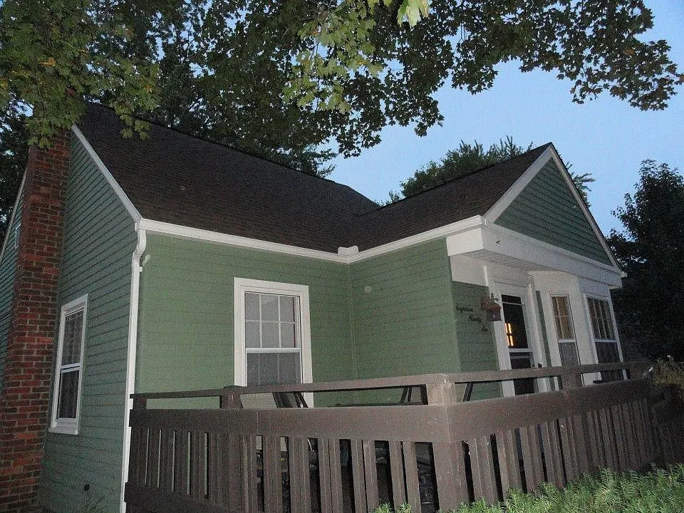 Slide of Timbercrest Roofing and Siding