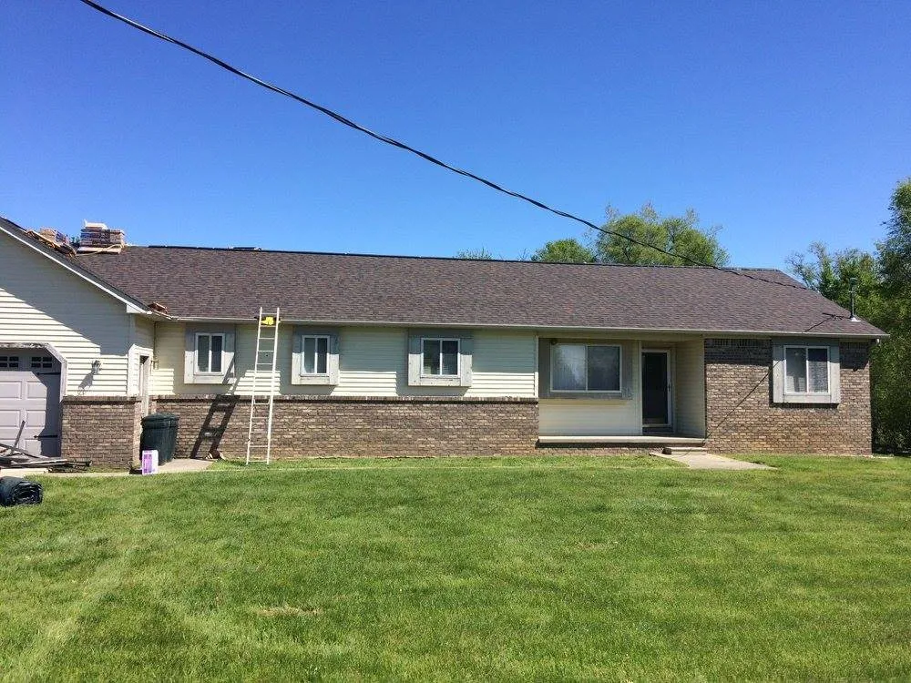Slide of Timbercrest Roofing and Siding