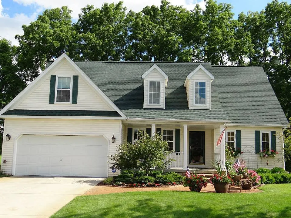 Slide of Timbercrest Roofing and Siding