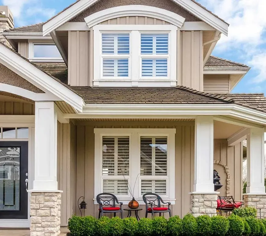 Slide of Timberland Exteriors